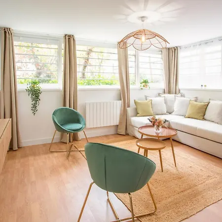 Cozy - Marais - Pelee Apartment